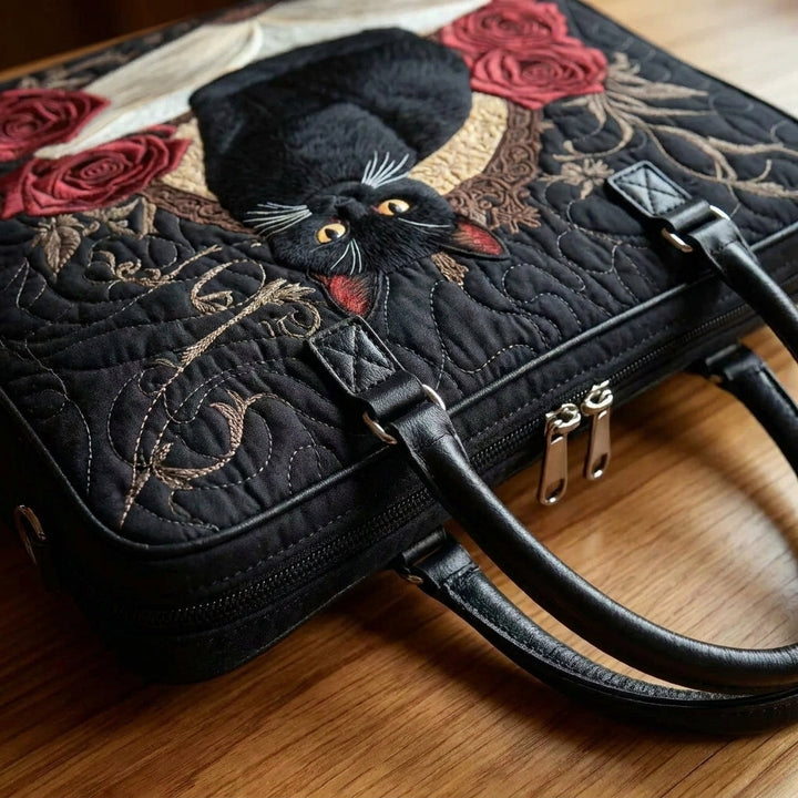 Bolso Artesanal Acolchado — Gato Negro sobre Libros: detalle