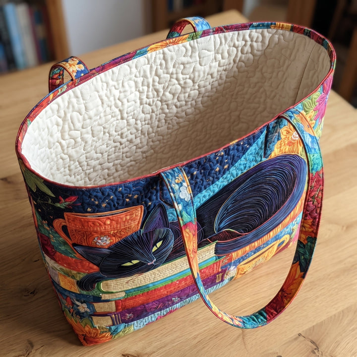 Bolso Artesanal — Gato Negro con Libros y Tazas: abierto, mostrando el forro acolchado en crema liso